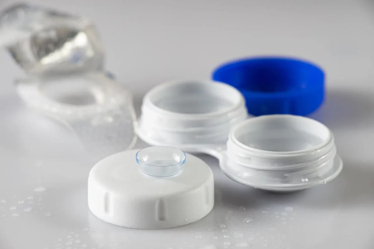 Contact lenses for shorter use cycles
