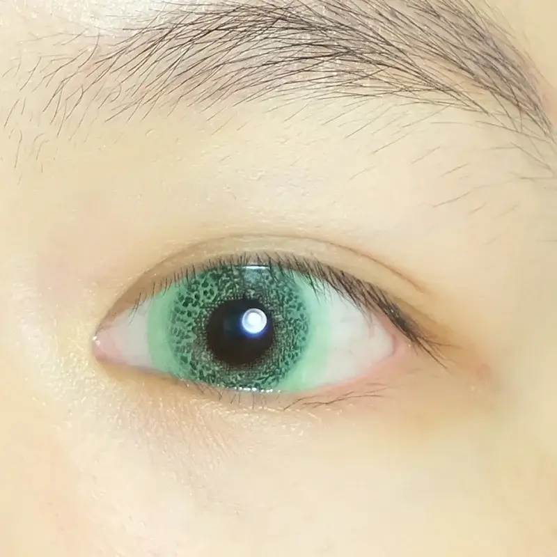 Green Contact lenses