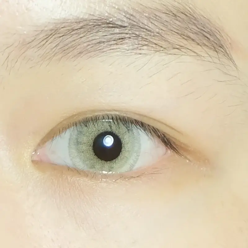 Sandy Gray Color Contacts