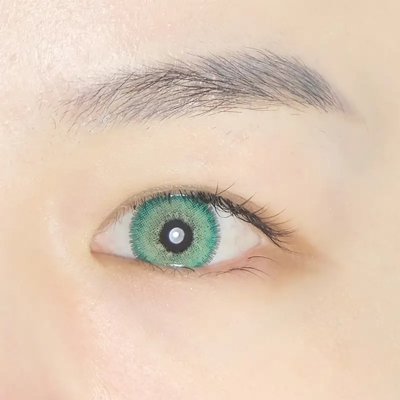 hollywood eyes colored contacts Jade Green Review