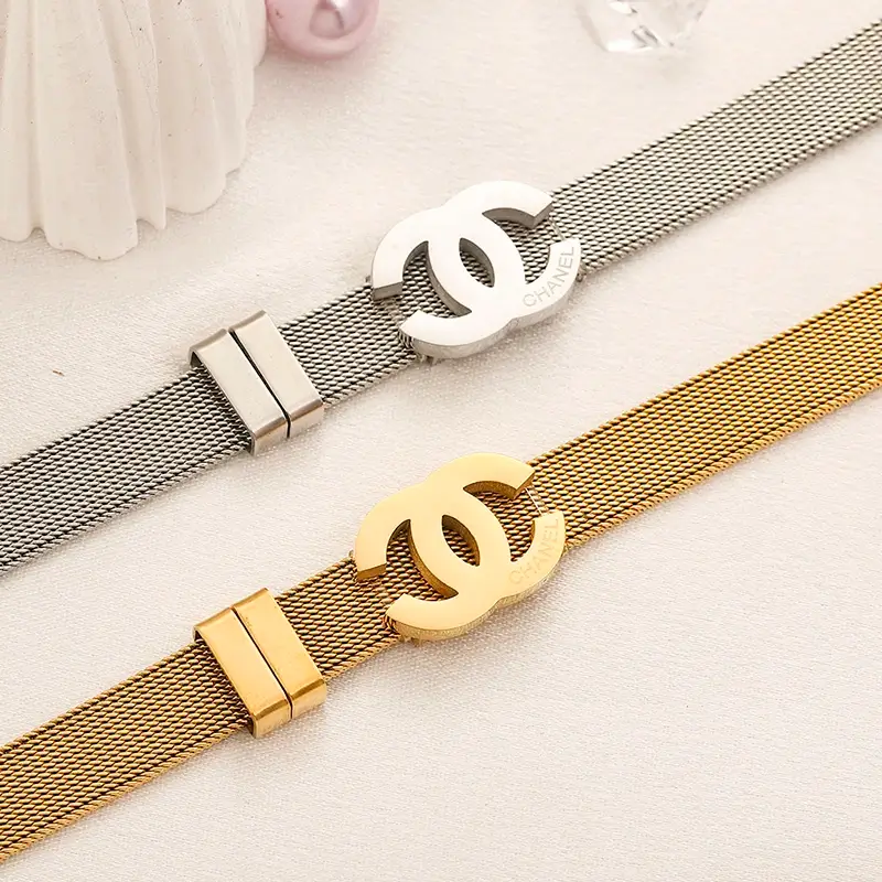 ZG1773 chanel bangle detail